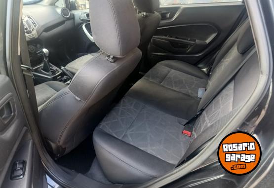 Autos - Ford Fiesta kinetick 2011 Nafta 130000Km - En Venta