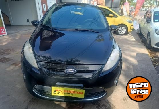 Autos - Ford Fiesta kinetick 2011 Nafta 130000Km - En Venta