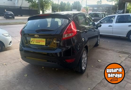 Autos - Ford Fiesta kinetick 2011 Nafta 130000Km - En Venta