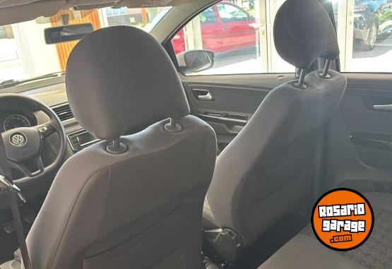 Autos - Volkswagen SURAN TRENDLINE 2017 Nafta 145000Km - En Venta