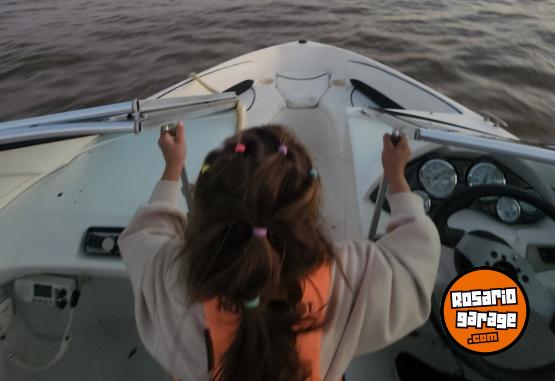 Embarcaciones - Avalon X3 Mercury 90HP a�o 2015 400hs - En Venta