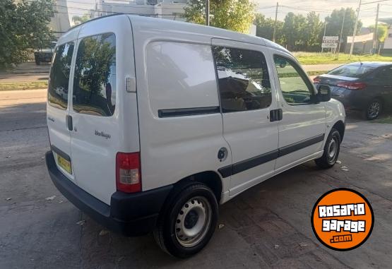 Utilitarios - Citroen BERLINGO FURGON 2016 Diesel 190000Km - En Venta