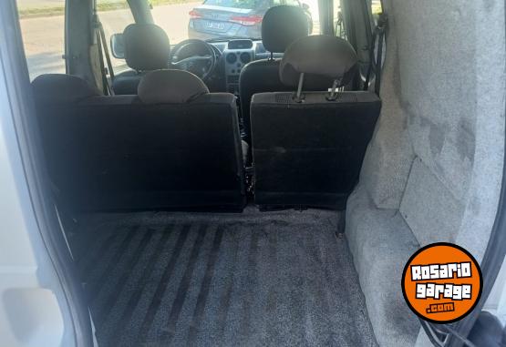 Utilitarios - Citroen BERLINGO FURGON 2016 Diesel 190000Km - En Venta