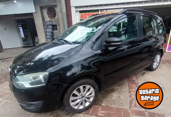 Autos - Volkswagen SURAN CONFORT LINE 2011 Nafta 120000Km - En Venta