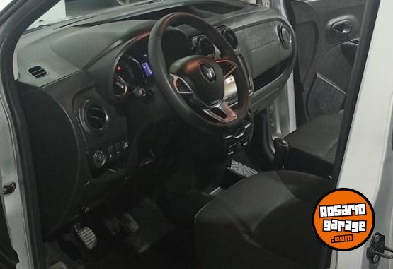 Utilitarios - Renault KANGOO II EXPRESS 5A GNC 2024 GNC 69259Km - En Venta
