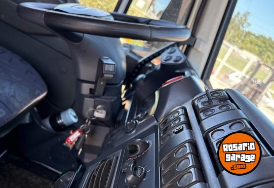 Camiones y Gr�as - Iveco Tector 170e25 Modelo 2015 Excelente Estado - En Venta