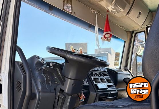 Camiones y Gr�as - Iveco Tector 170e25 Modelo 2015 Excelente Estado - En Venta