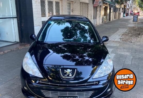 Autos - Peugeot 207 2012 Nafta 170000Km - En Venta