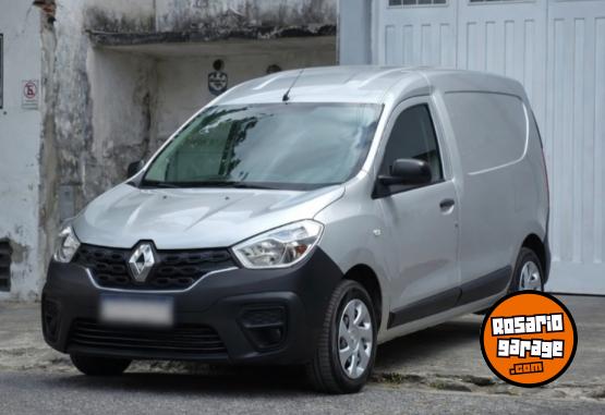 Utilitarios - Renault Kangoo 2021 Nafta 130000Km - En Venta