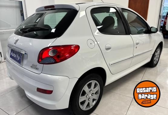 Autos - Peugeot 207 ALLURE 1.4 2013 Nafta 106000Km - En Venta