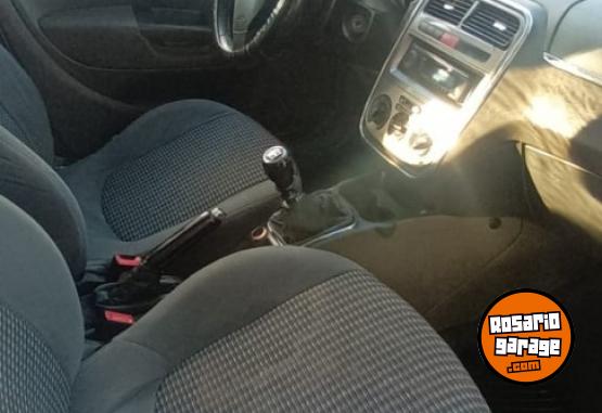 Autos - Fiat PUNTO ESSENCE 1.6 16V 2012 GNC 120000Km - En Venta