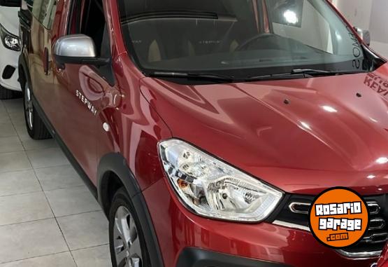 Autos - Renault kangoo stepway 2024 Nafta 130000Km - En Venta
