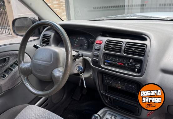 Autos - Suzuki Gran Vitara 2004 Diesel 225000Km - En Venta