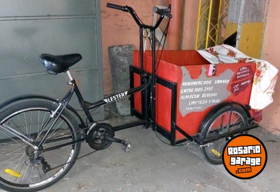 Deportes - Triciclo con caja de carga - En Venta