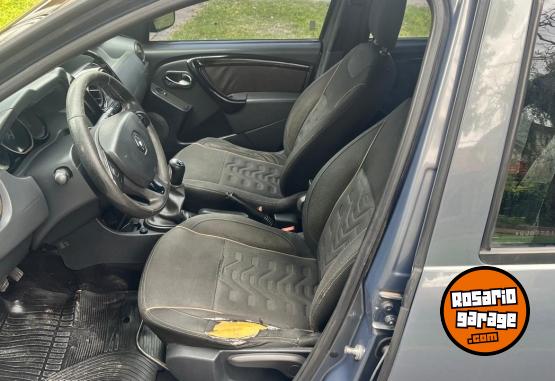 Autos - Renault duster 2015 GNC 223000Km - En Venta