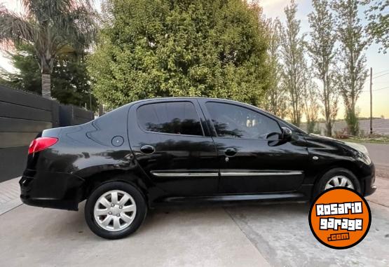 Autos - Peugeot 207 2012 GNC 136000Km - En Venta