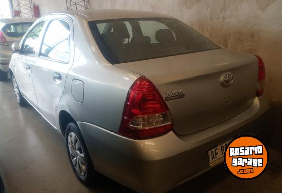 Autos - Toyota Etios 2023 Nafta 51000Km - En Venta