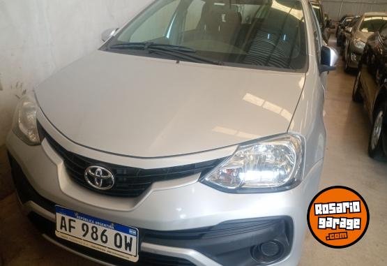 Autos - Toyota Etios 2023 Nafta 51000Km - En Venta