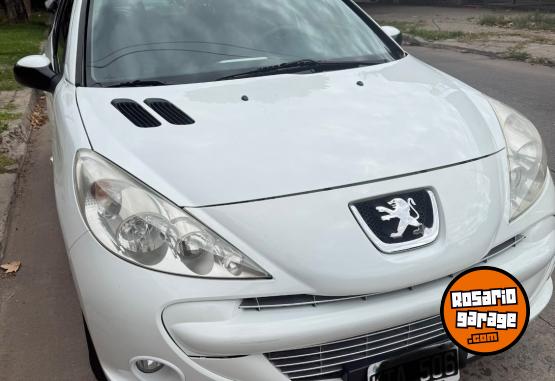 Autos - Peugeot 207 1,6 XT 2011 Nafta 123859Km - En Venta