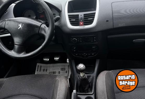 Autos - Peugeot 207 1,6 XT 2011 Nafta 123859Km - En Venta