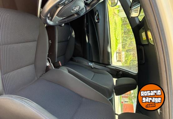 Autos - Toyota Yaris XLS 2020 Nafta 20000Km - En Venta