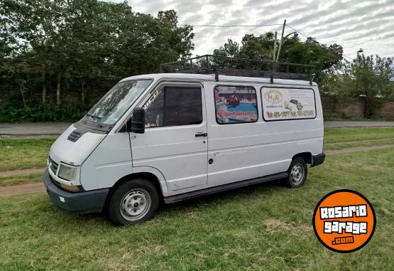 Utilitarios - Renault Trafic 1994 GNC 111111Km - En Venta