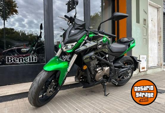 Motos - Qj Motor SRK 400 2025 Nafta 1500Km - En Venta