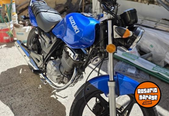 Motos - Suzuki En 125 2018 Nafta 48000Km - En Venta