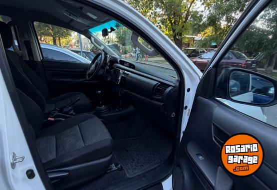 Camionetas - Toyota HILUX 2018 Diesel 163000Km - En Venta