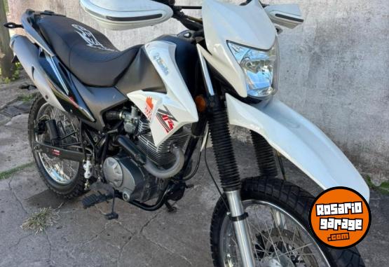 Motos - Zanella zr 150 2018 Nafta 20000Km - En Venta