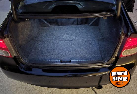 Autos - Honda Civic 2011 Nafta 225000Km - En Venta