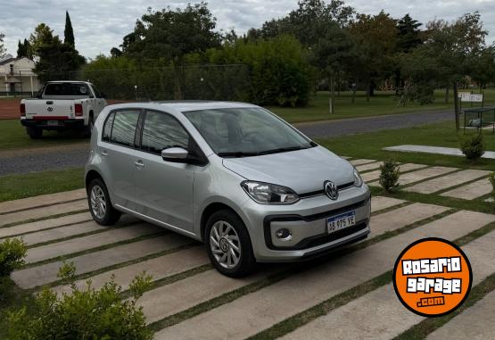 Autos - Volkswagen Up High 2017 Nafta 110000Km - En Venta