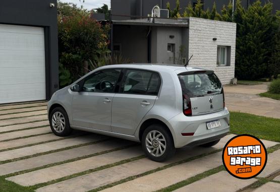 Autos - Volkswagen Up High 2017 Nafta 110000Km - En Venta