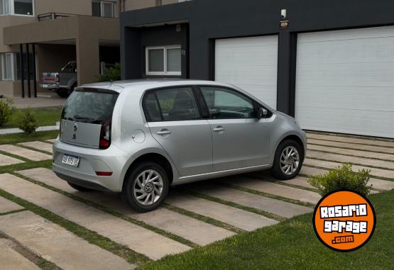 Autos - Volkswagen Up High 2017 Nafta 110000Km - En Venta