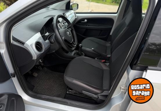 Autos - Volkswagen Up High 2017 Nafta 110000Km - En Venta