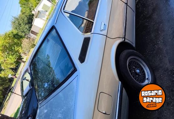 Autos - Bmw E12 1983 Nafta 205427Km - En Venta