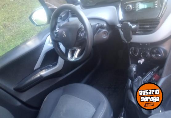 Autos - Peugeot 208 ACTIVE 2015 Nafta 149000Km - En Venta
