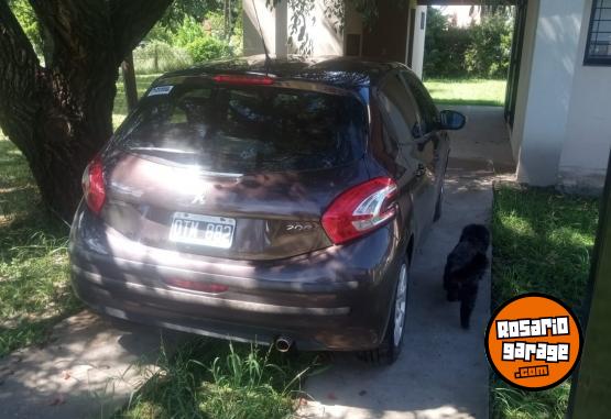Autos - Peugeot 208 ACTIVE 2015 Nafta 149000Km - En Venta