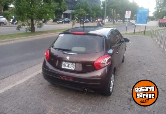 Autos - Peugeot 208 ACTIVE 2015 Nafta 149000Km - En Venta
