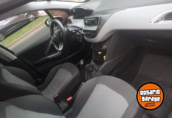 Autos - Peugeot 208 ACTIVE 2015 Nafta 149000Km - En Venta
