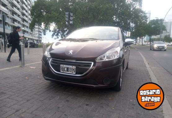 Autos - Peugeot 208 ACTIVE 2015 Nafta 149000Km - En Venta