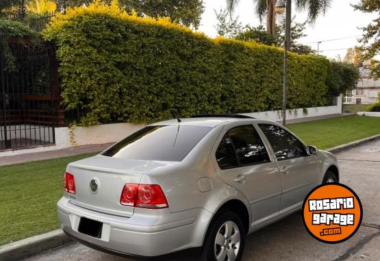 Autos - Volkswagen Bora 2.0 2010 Nafta 120000Km - En Venta
