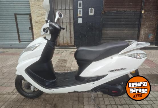 Motos - Honda Elite 125 IMPECABLE ! 2017 Nafta 17000Km - En Venta