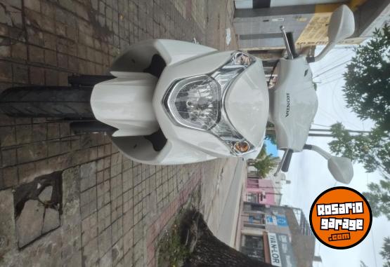 Motos - Honda Elite 125 IMPECABLE ! 2017 Nafta 17000Km - En Venta