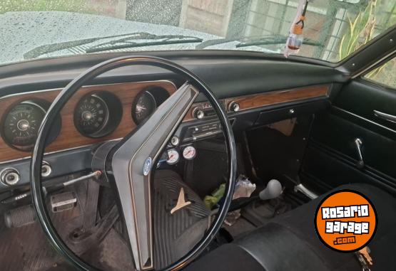 Autos - Ford Versión de Lujo 1983 GNC 100Km - En Venta