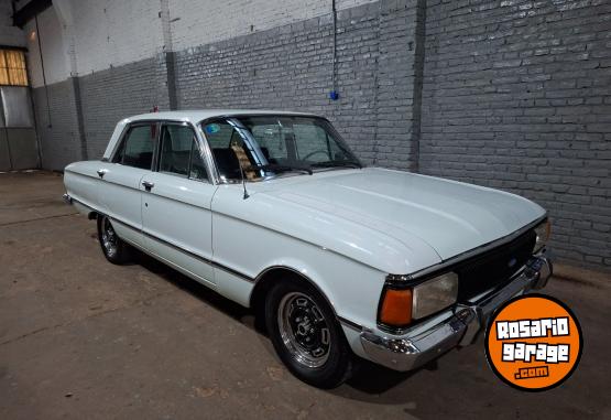 Cl�sicos - Ford Falc�n versi�n de lujo - En Venta