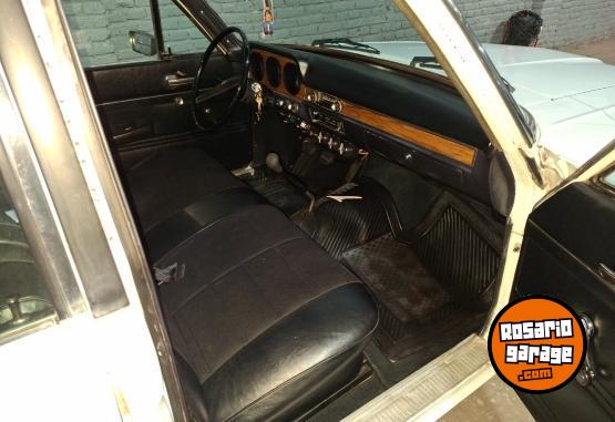 Cl�sicos - Ford Falc�n versi�n de lujo - En Venta