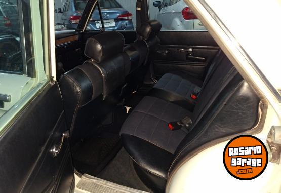 Cl�sicos - Ford Falc�n versi�n de lujo - En Venta