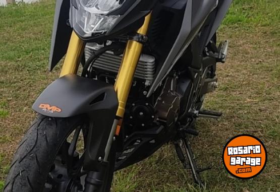 Motos - Honda CB 300 2025 Nafta 1300Km - En Venta
