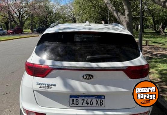 Camionetas - Kia Sportage 2017 Nafta 100000Km - En Venta